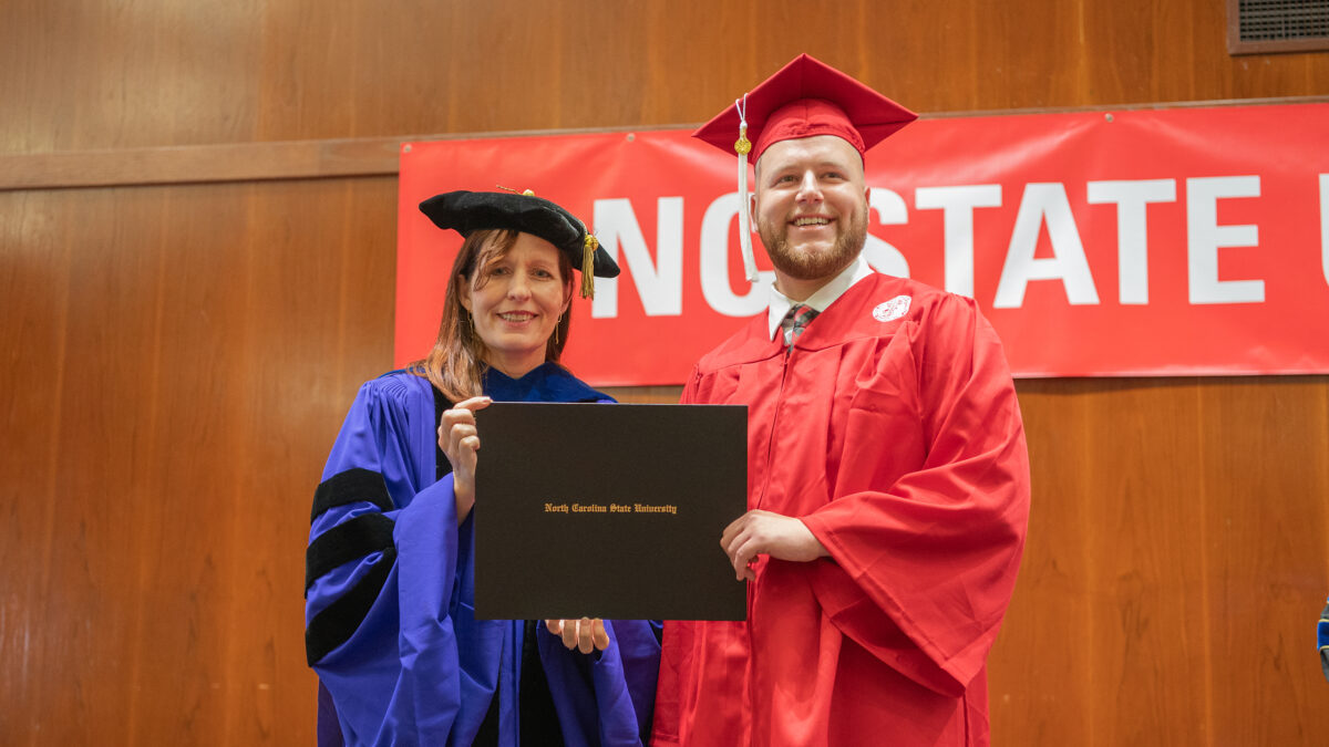 ISE Undergraduate Graduation Ceremony 099