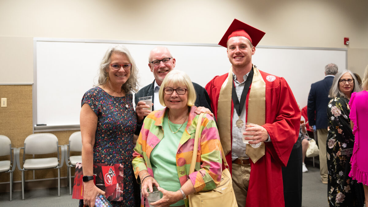 ISE Undergraduate Graduation Reception 015